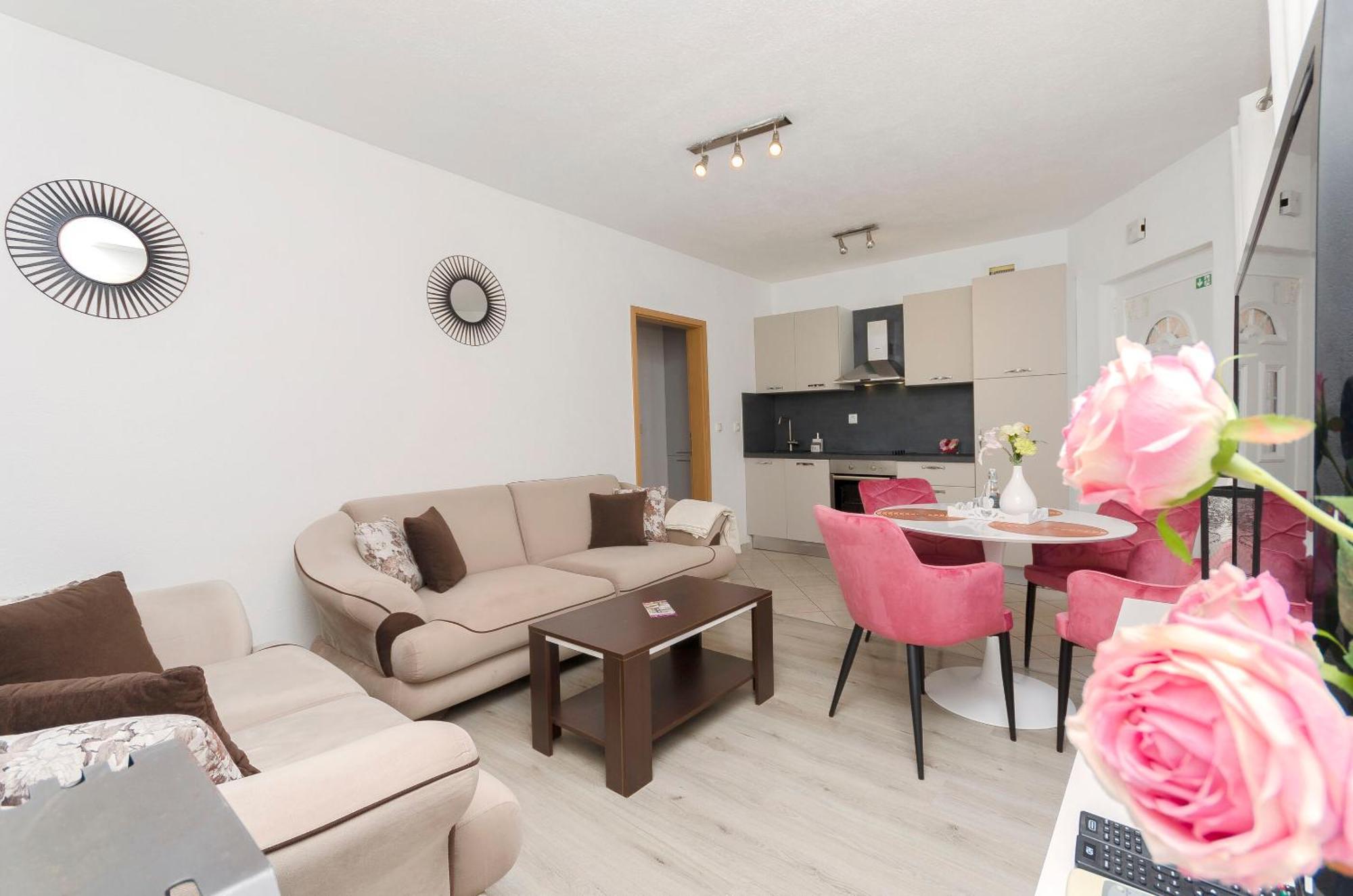 Apartment Ani Vodice Buitenkant foto