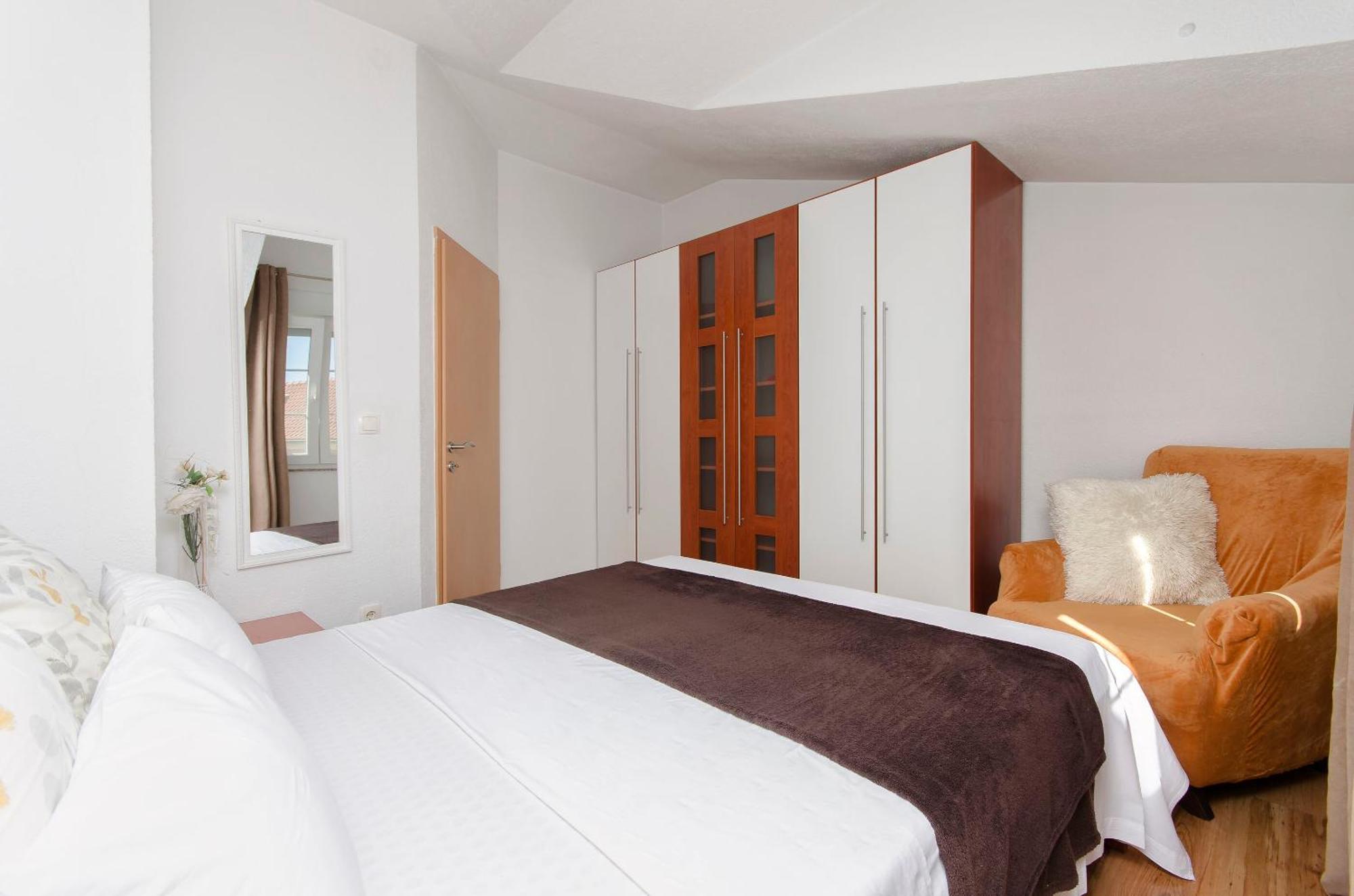 Apartment Ani Vodice Buitenkant foto